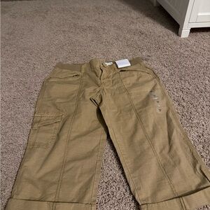 Sonoma Khaki Capri Pants